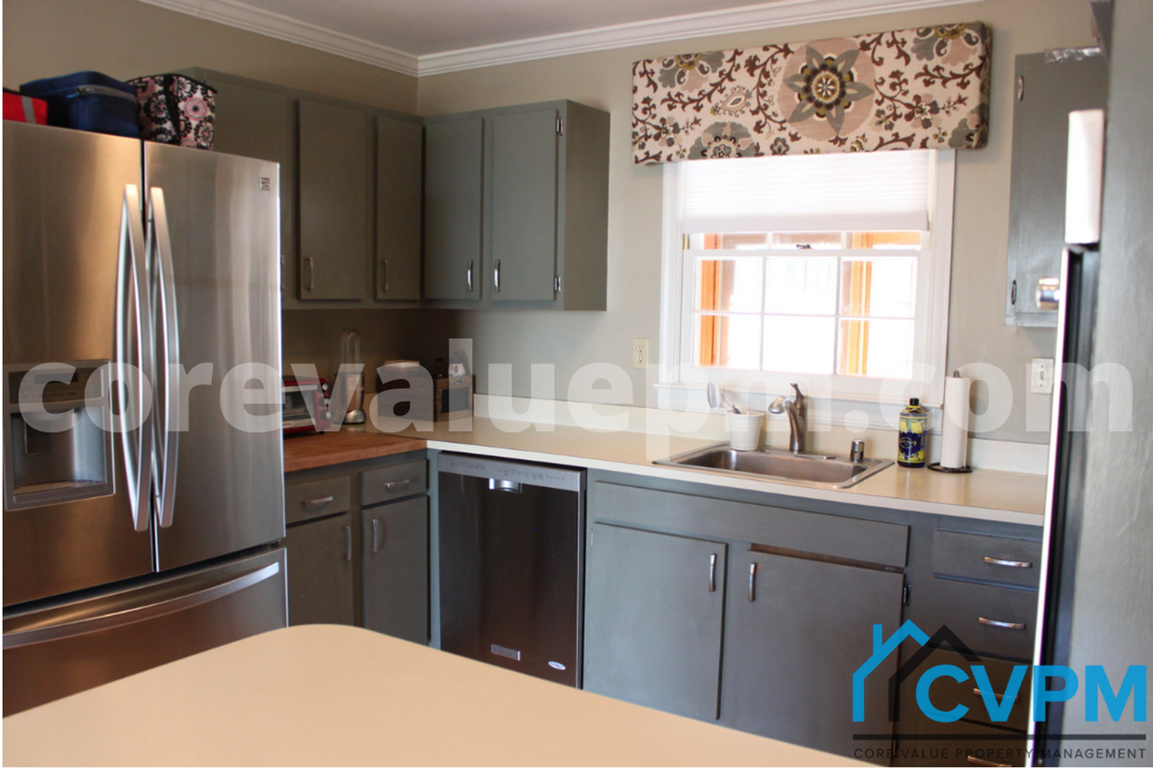 1771 Crofton Pkwy - Photo 4 of 24