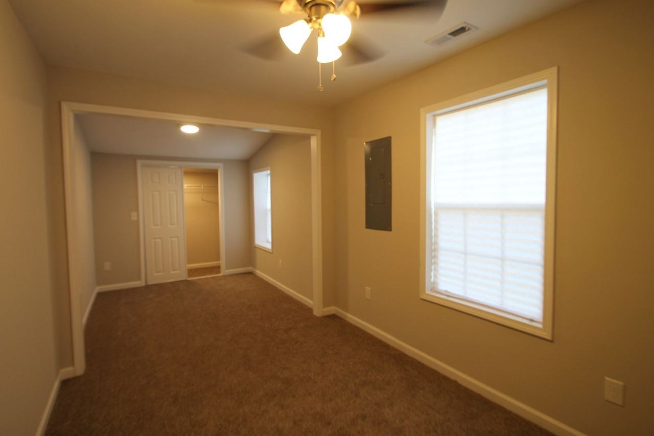 741 Green St - Photo 7 of 13