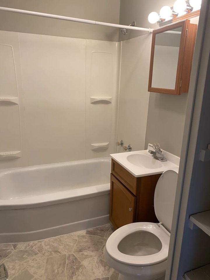 2922 Underwood St - Photo 6 of 9