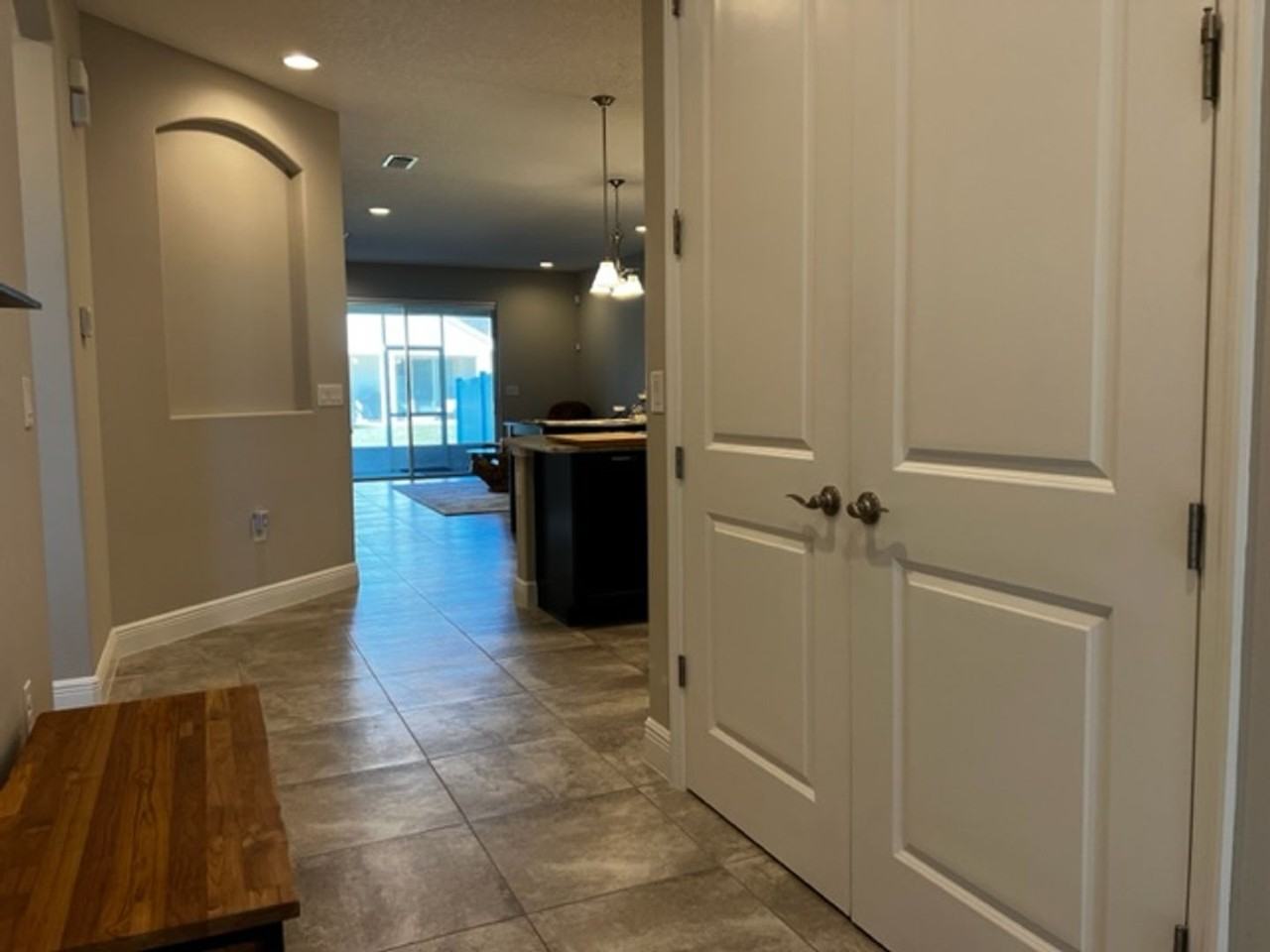 7563 Loren Cove Dr - Photo 3 of 30