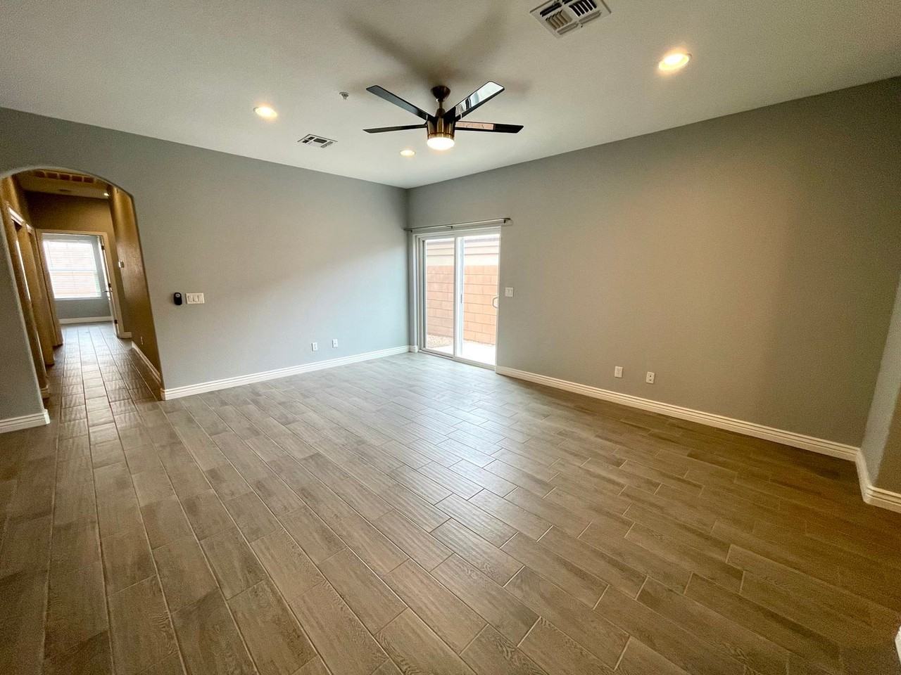 755 Vista Grande Dr - Photo 6 of 31