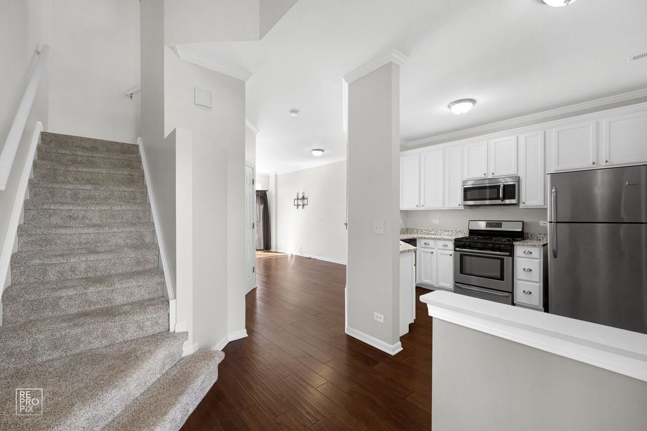 1353 Longchamps Ct - Photo 7 of 16