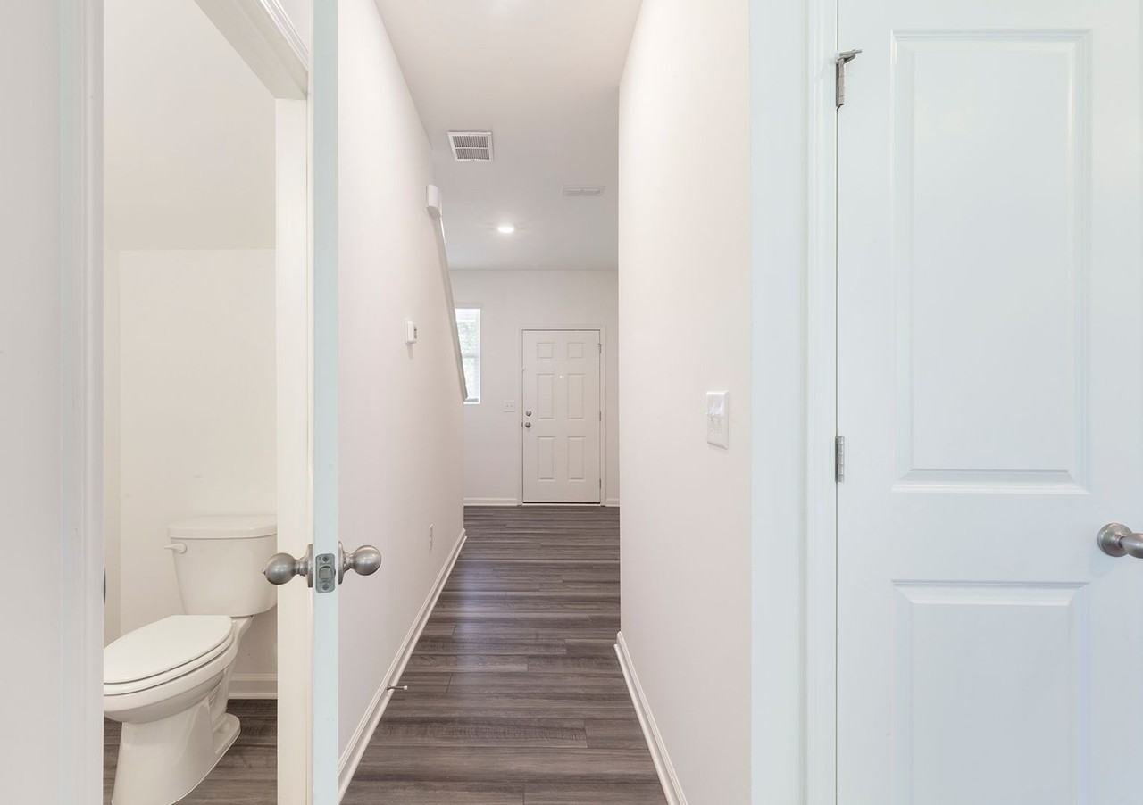 3529 Cardinal Dr Sw - Photo 3 of 22