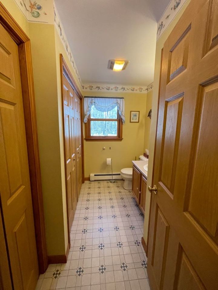 10 Westwoods Rd - Photo 3 of 48