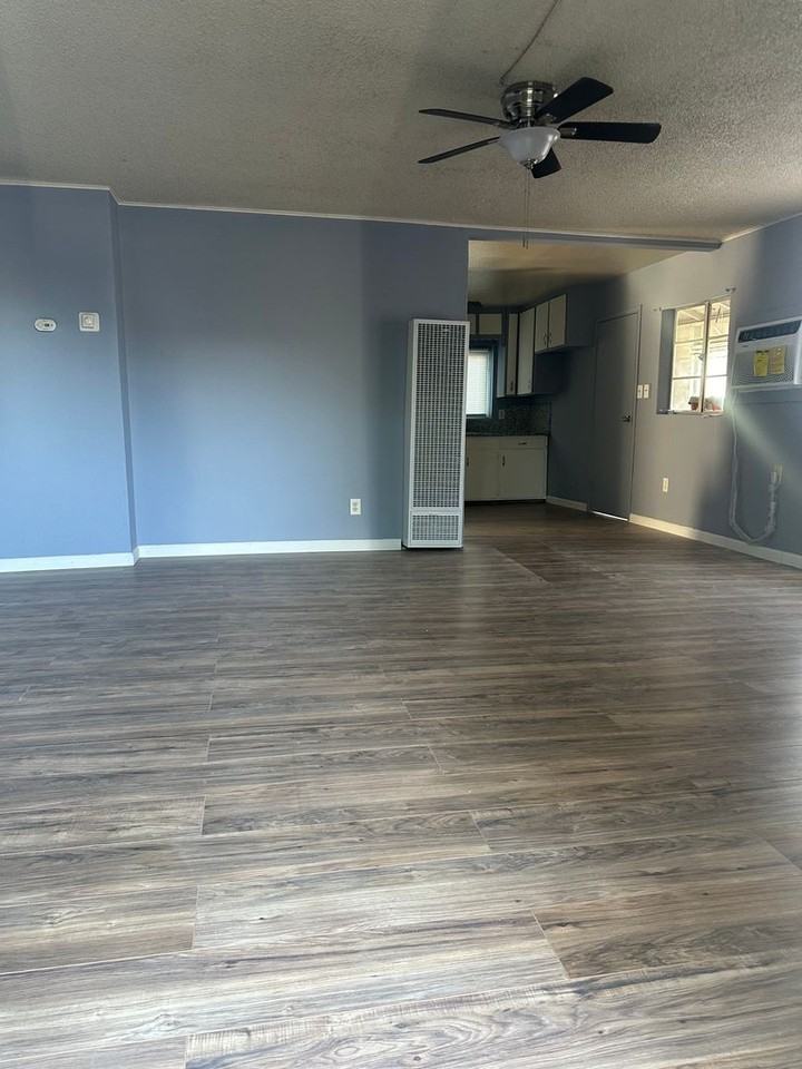 731 Vermont Avenue - Photo 2 of 15