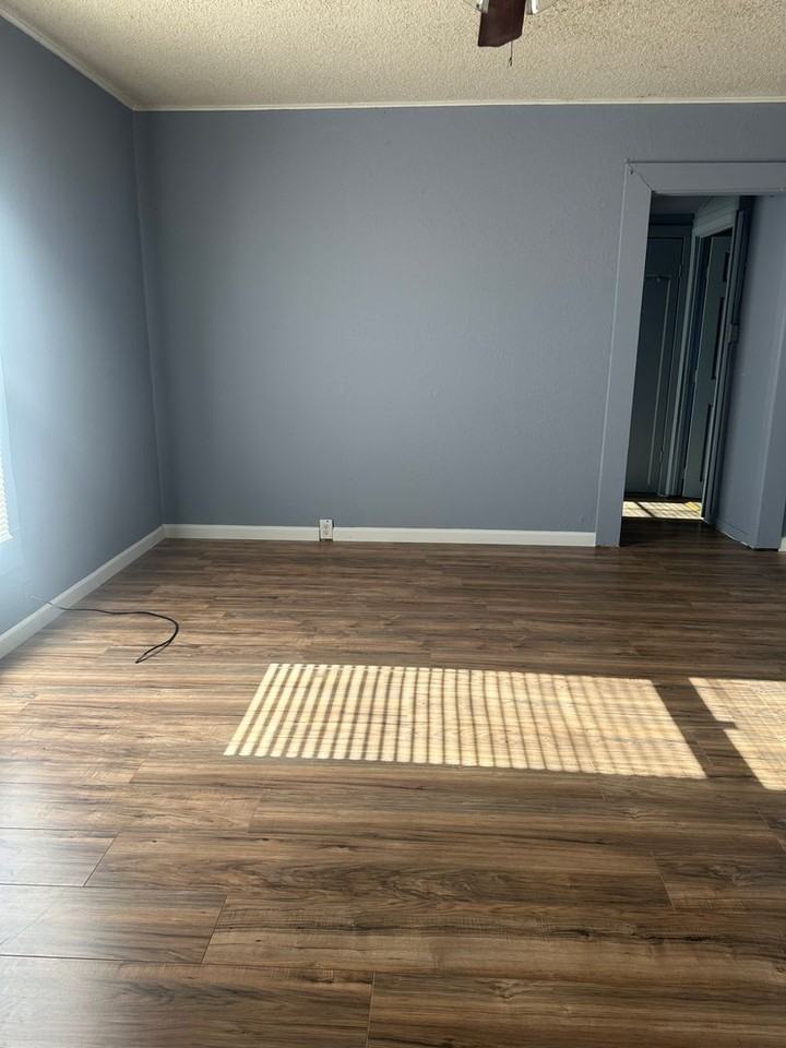 731 Vermont Avenue - Photo 4 of 15