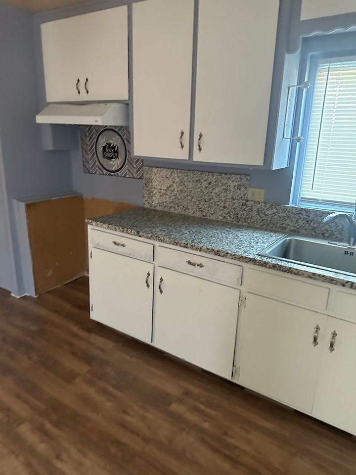 731 Vermont Avenue - Photo 7 of 15