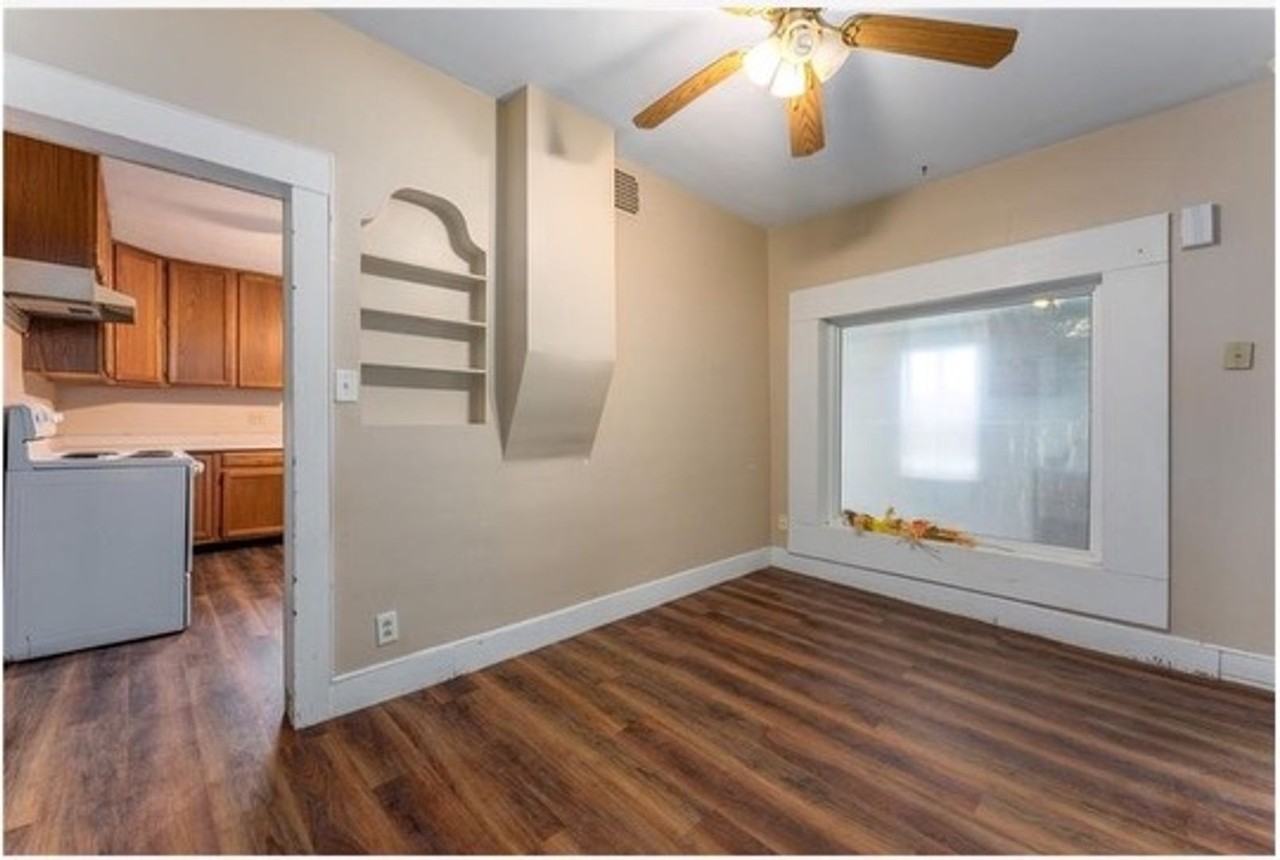 129 N Boyd St - Photo 4 of 21