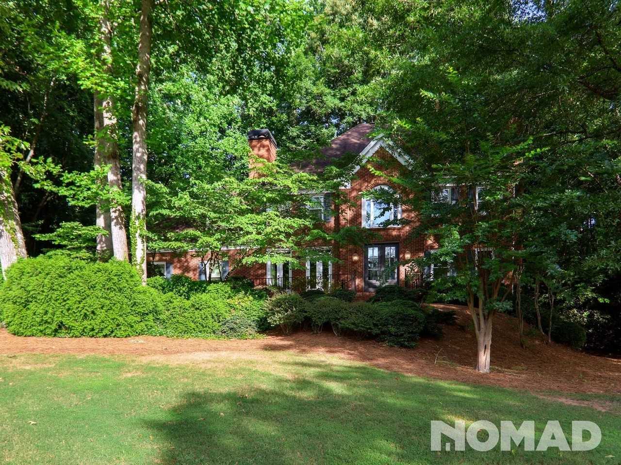 1890 Lakehurst Ct Se - Photo 2 of 31