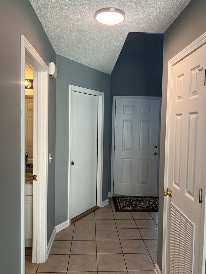 107 S Springview Dr - Photo 6 of 28