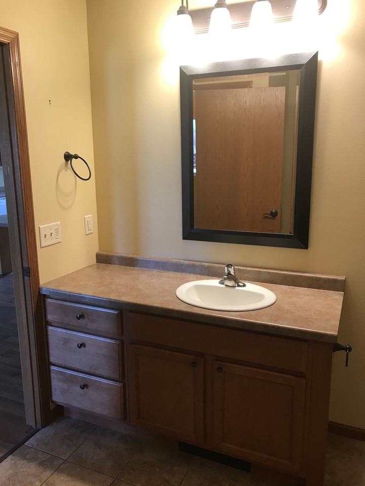 5557-5559 Cyndi Court - Photo 6 of 21