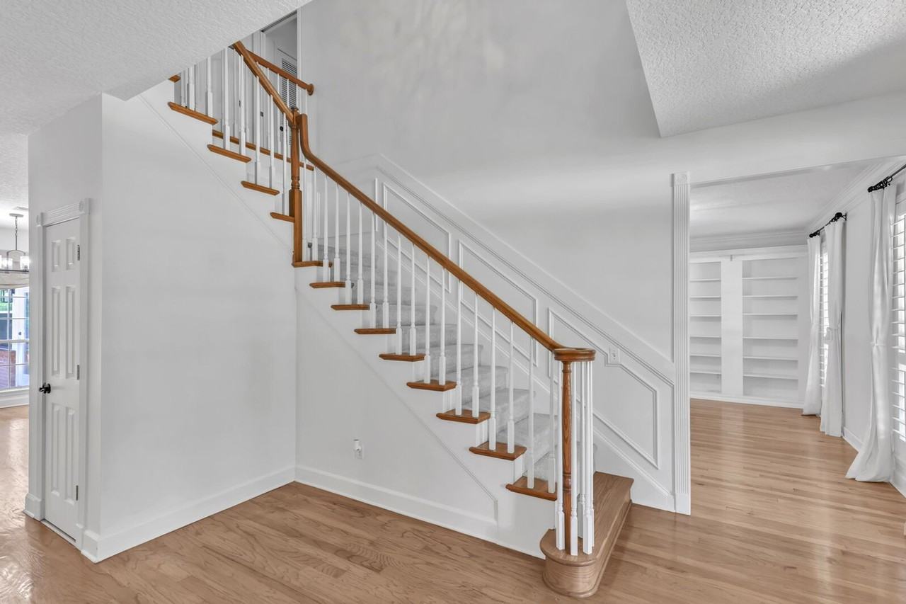 1427 Mallard Landing Blvd - Photo 4 of 37
