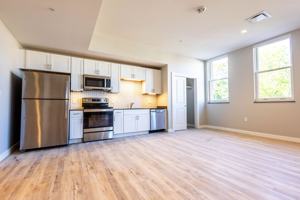 featured image of 22 W 5th St