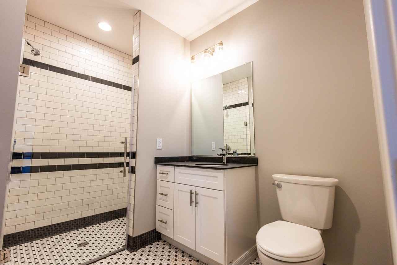 Peach and 5th West - Photo 5 of 16