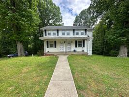 featured image of 5758 Colonial Hwy Apt A #Apt A