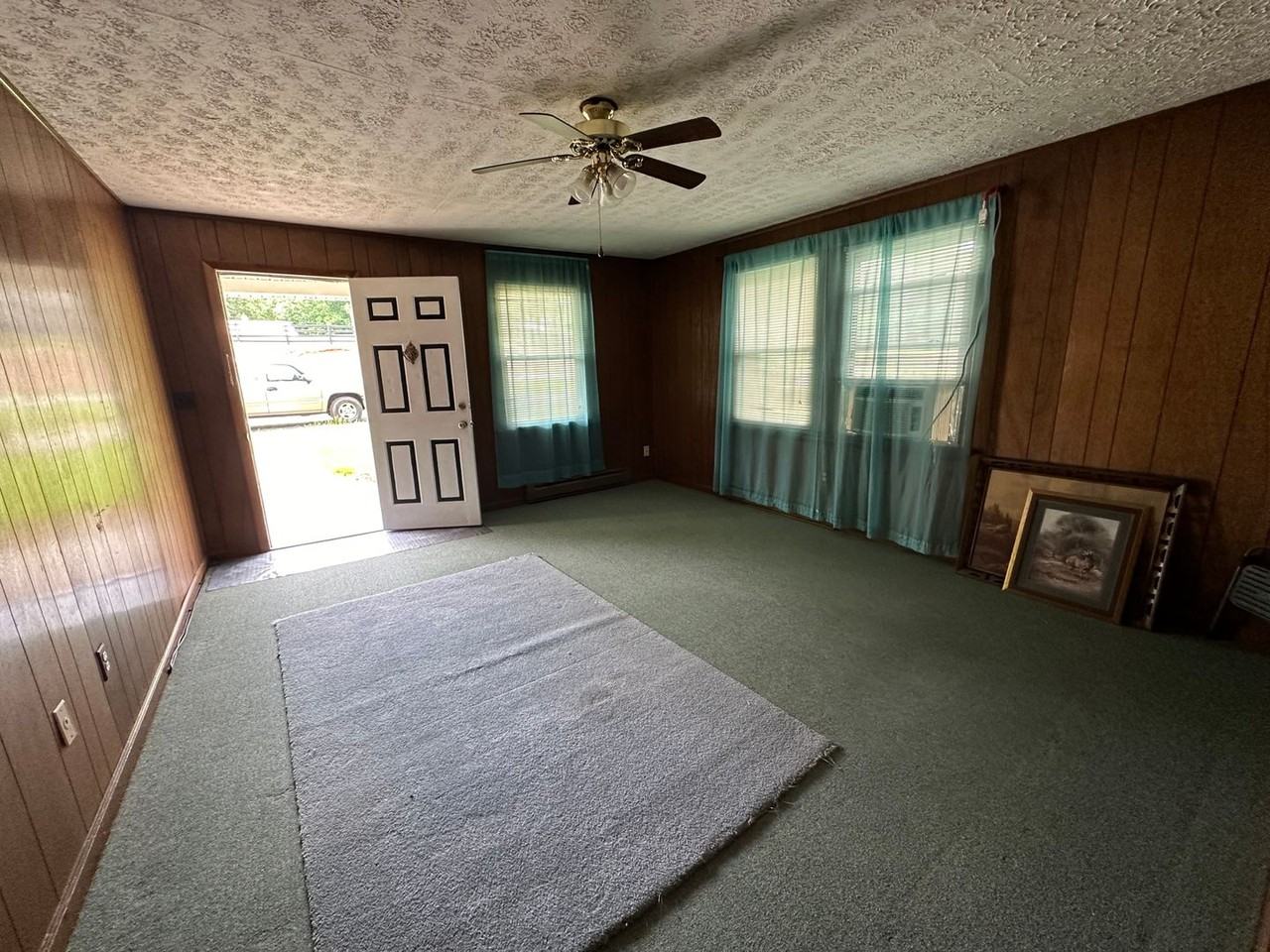 5758 Colonial Hwy Apt A - Photo 2 of 13