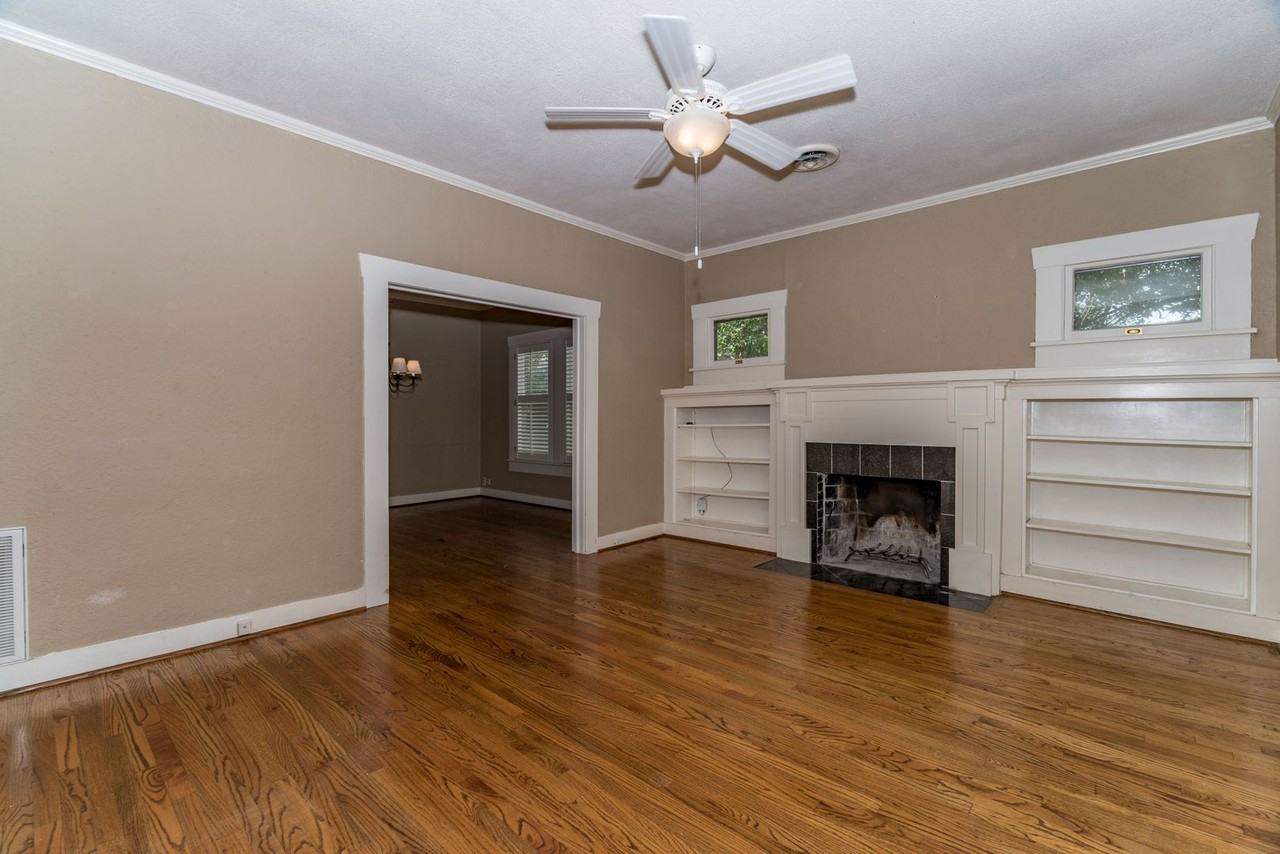 126 Normandy Ave - Photo 4 of 33