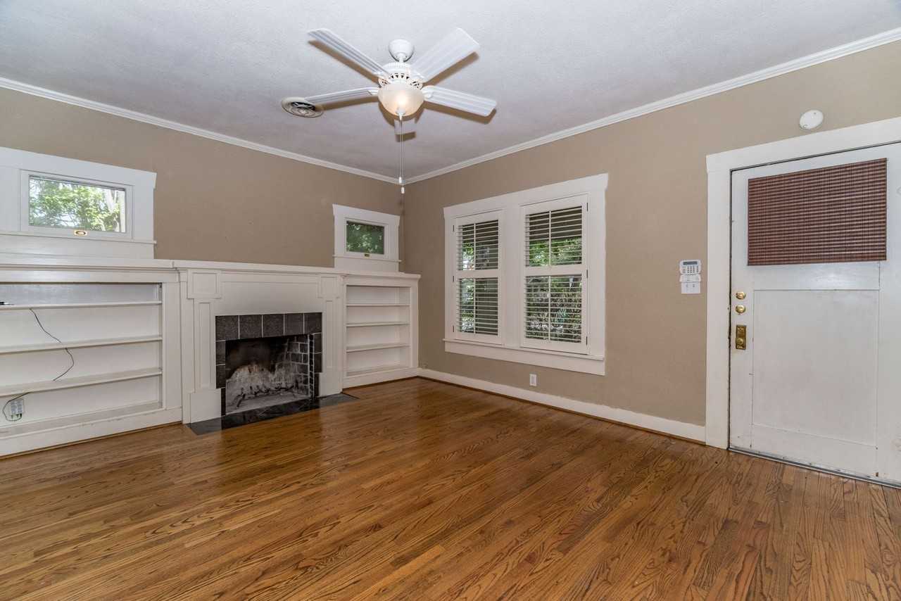 126 Normandy Ave - Photo 7 of 33