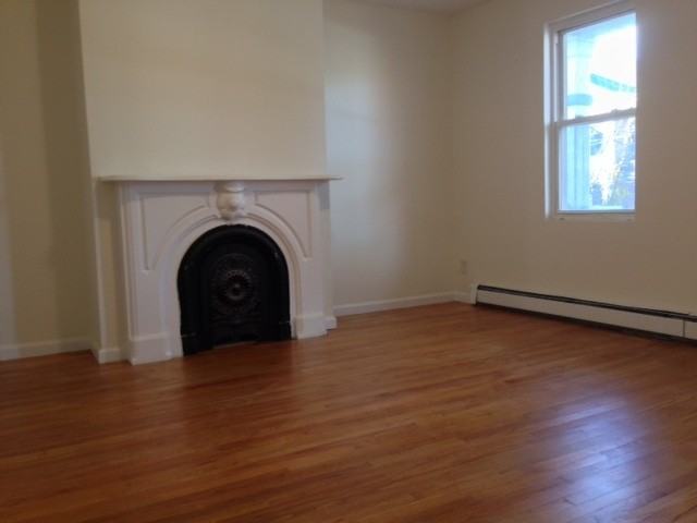 157 Smith Street - Photo 3 of 12