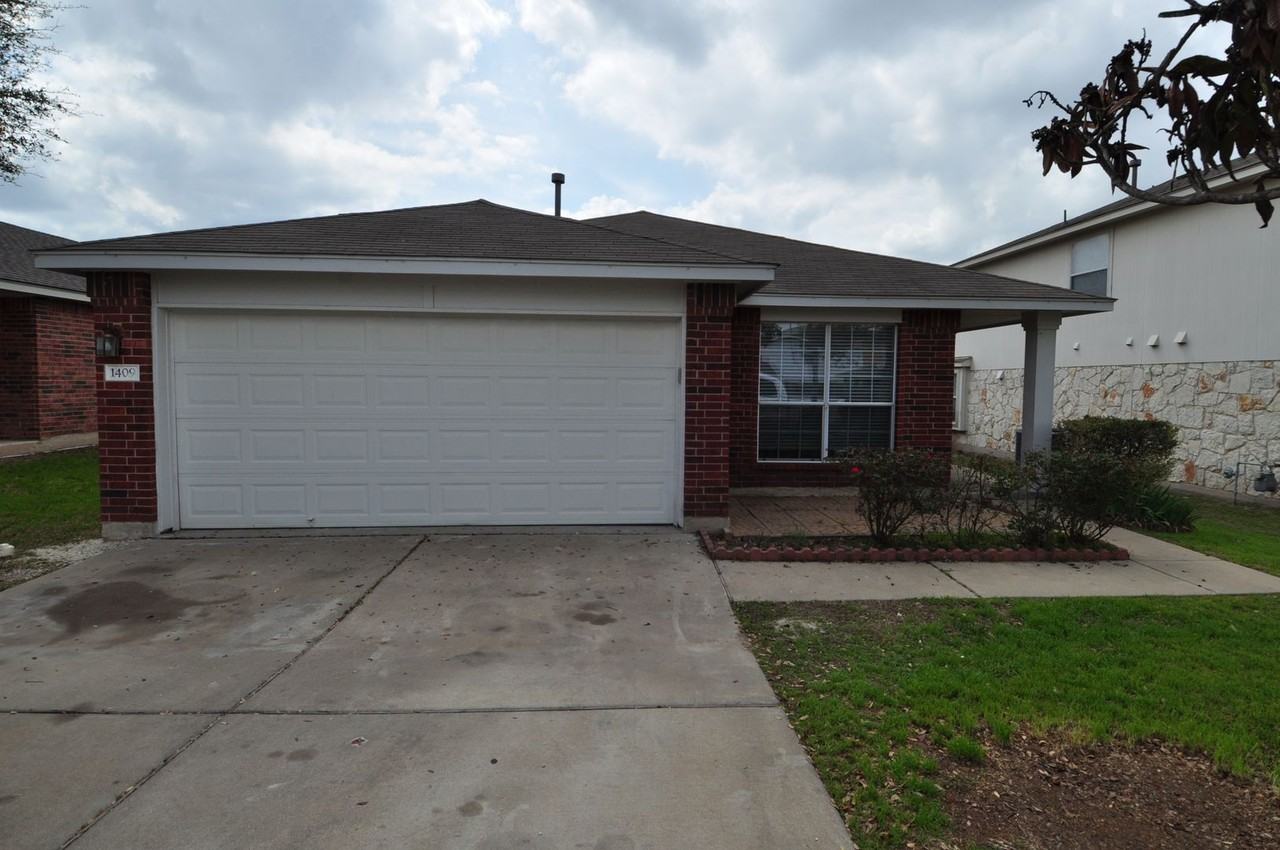 1409 Tea Leaf Dr - Photo 3 of 17