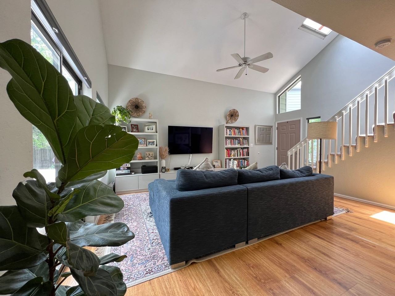 4072 Dawn Ct - Photo 6 of 25