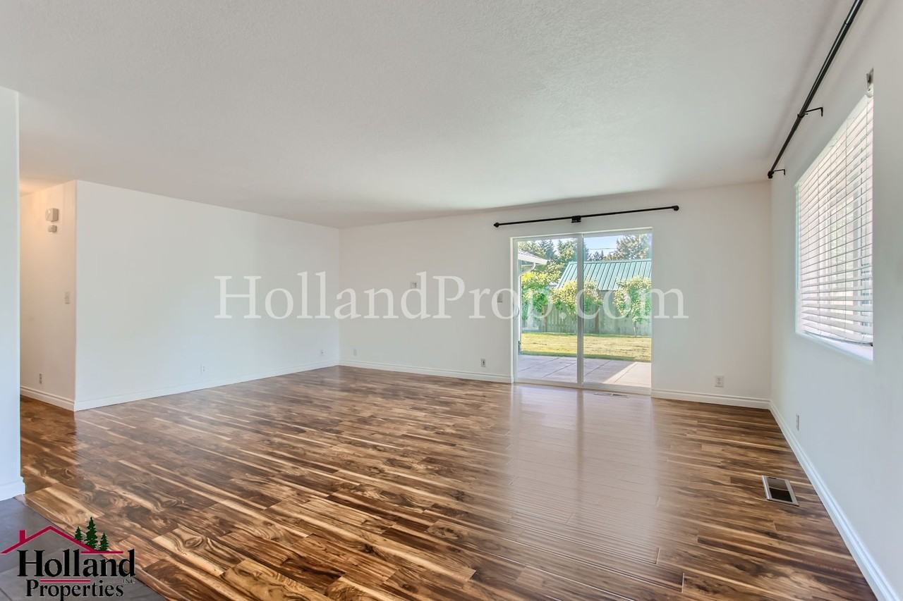 10849 Nw Glencoe Rd - Photo 5 of 27