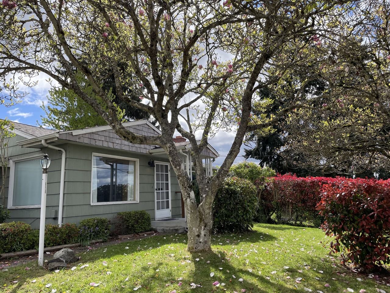 1616 Perry Ave #NA - Photo 2 of 50