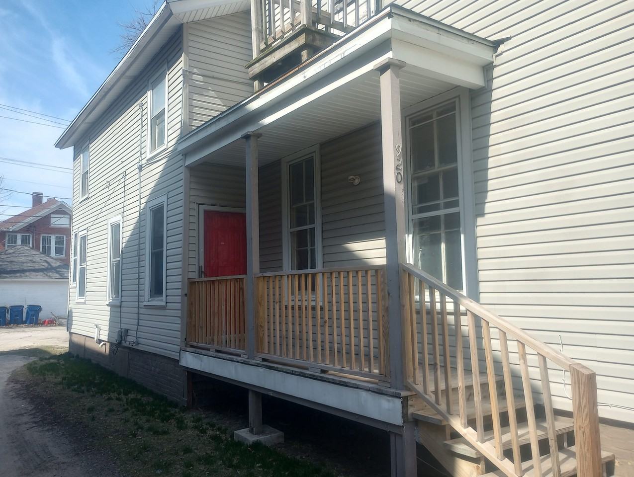 920 Park Ave - Photo 2 of 21
