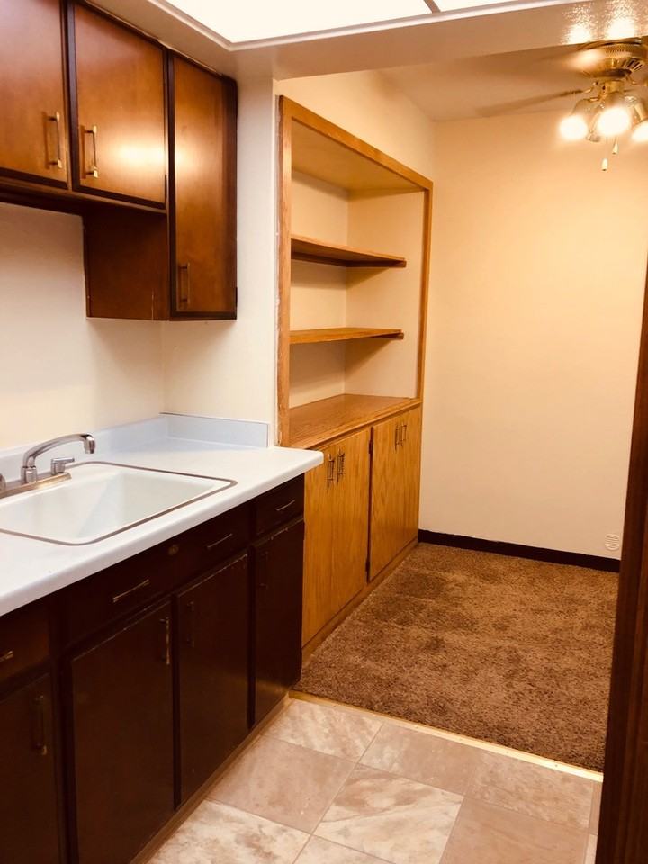 Carriage Court - Photo 2 of 35