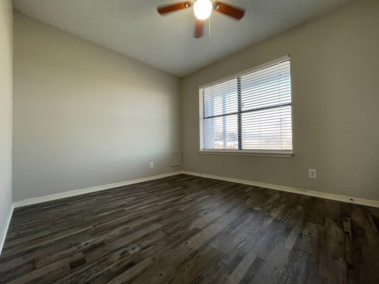 11116 Liberty School Rd - Photo 5 of 10