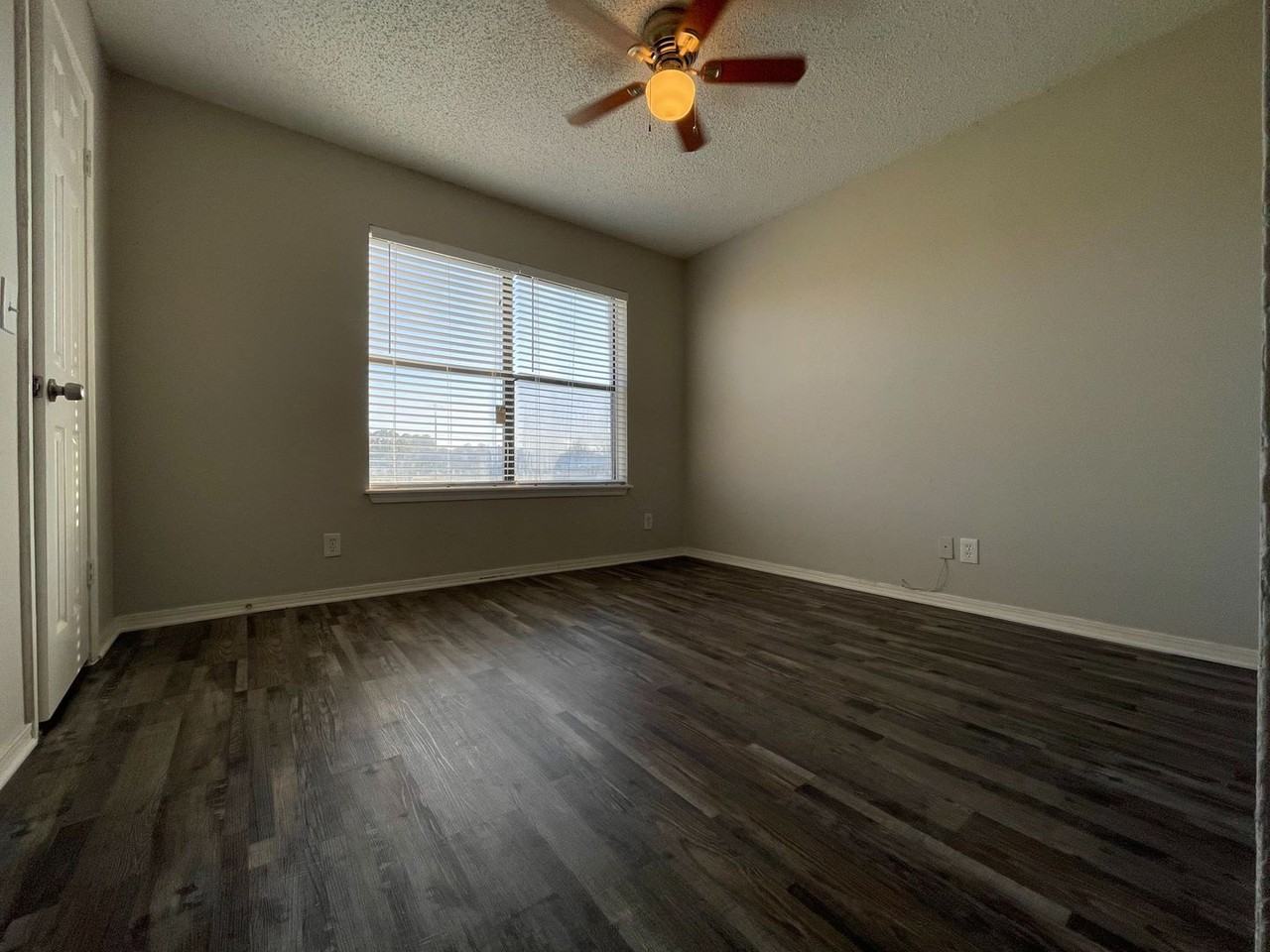 11116 Liberty School Rd - Photo 7 of 10