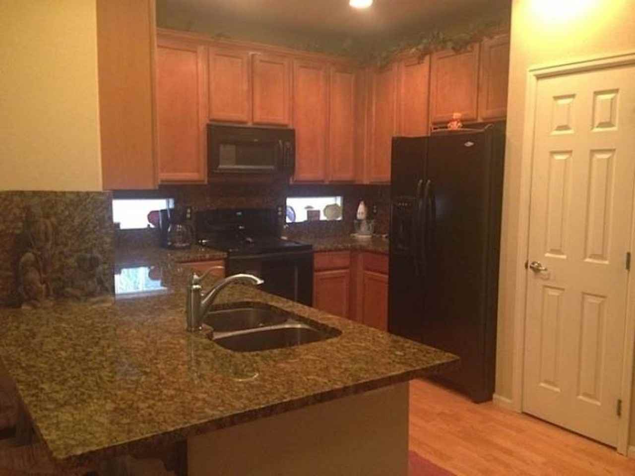 2515 Central Park Blvd - Photo 5 of 13