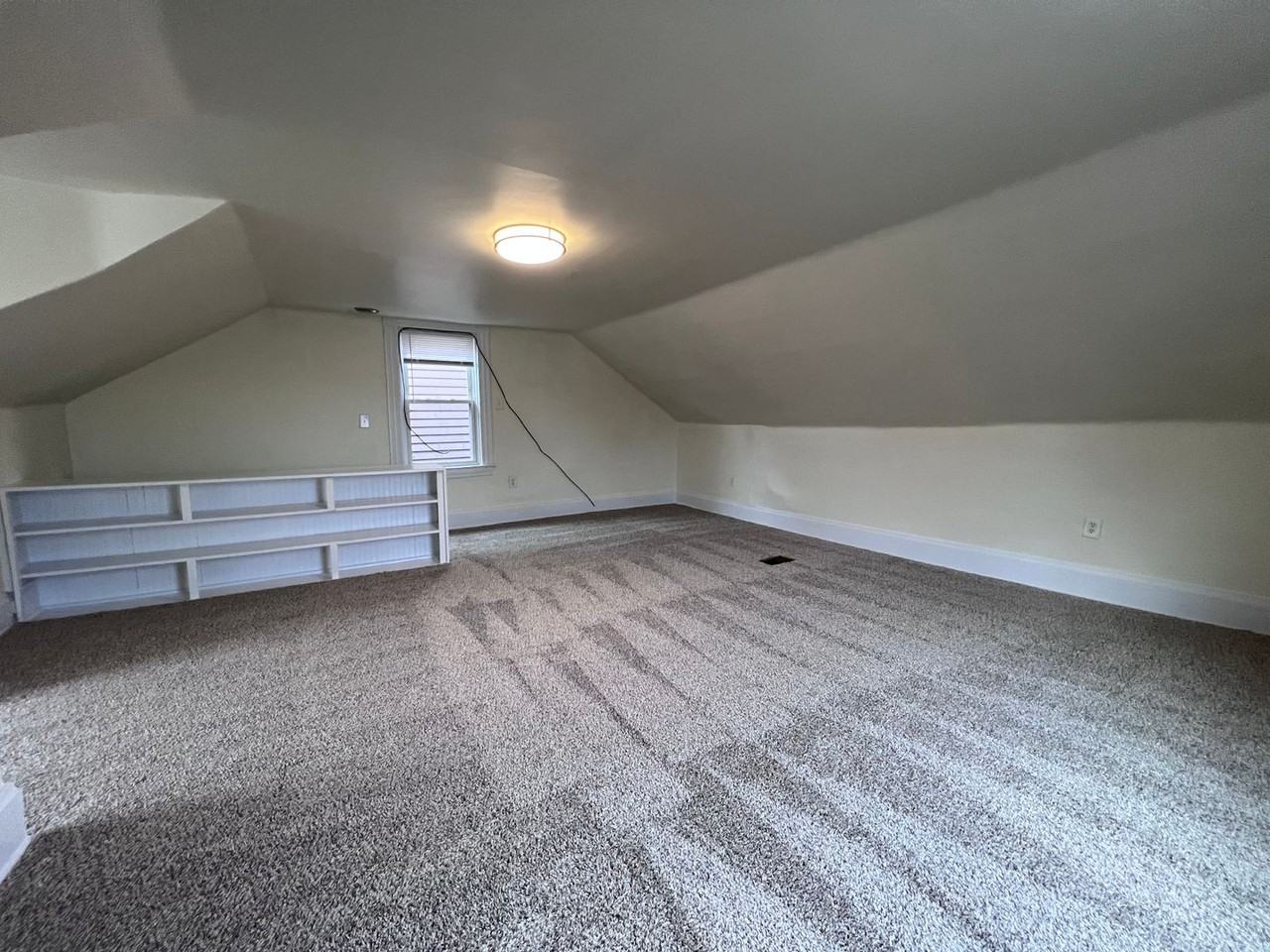 427 Saint Joseph St Fl 2 - Photo 7 of 12