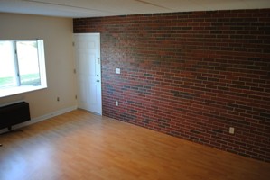 featured image of 1415 E Main St