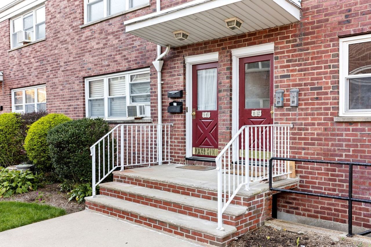 FAO Gardens - Photo 3 of 8