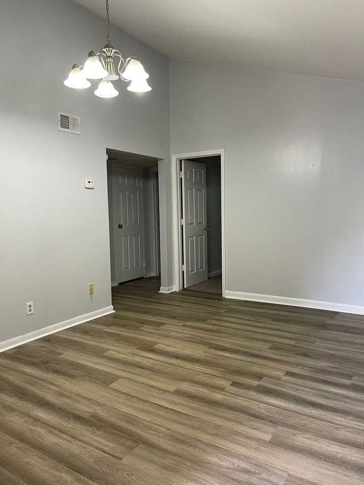 250 Little St #302B - Photo 6 of 20