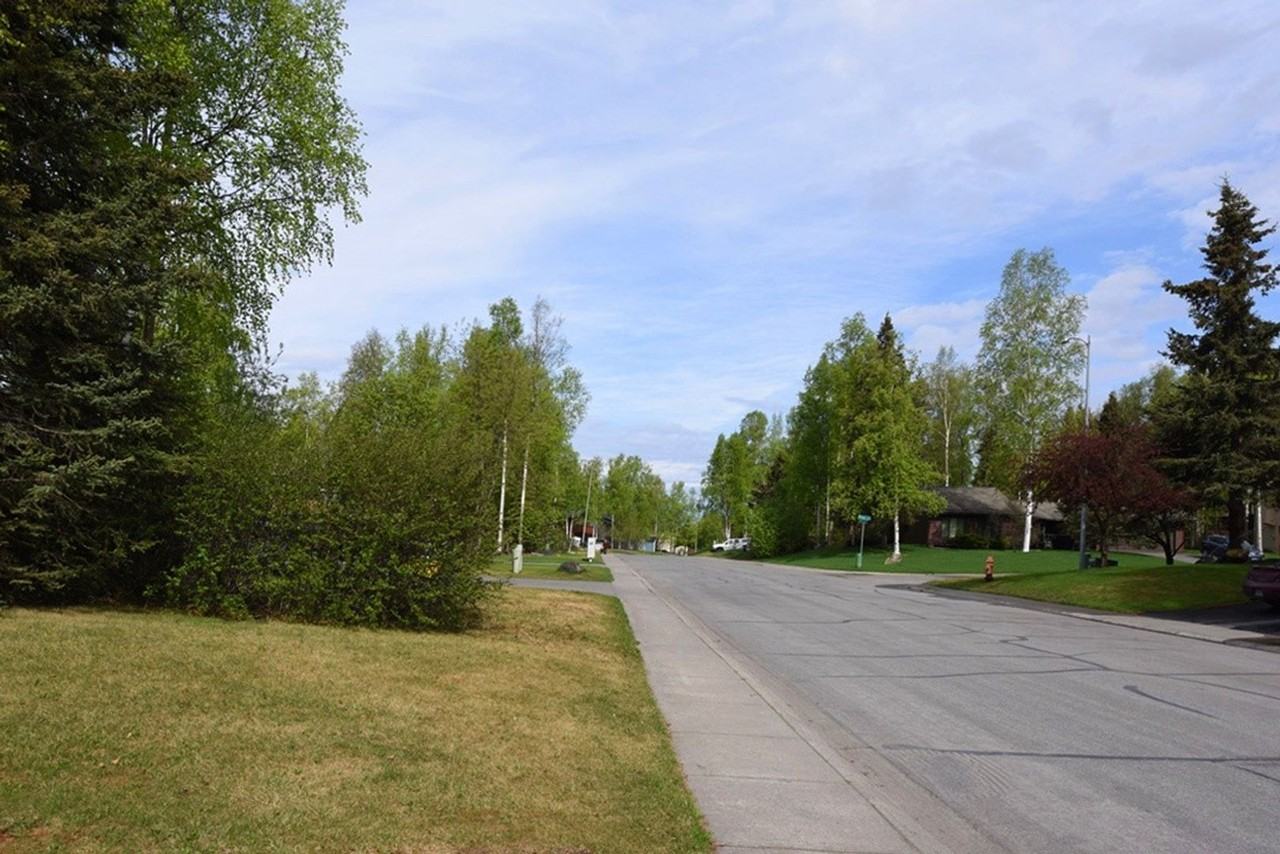 17532 Toakoana Dr - Photo 2 of 23