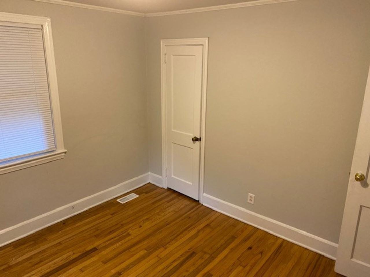 3808 Capers Ave - Photo 6 of 23