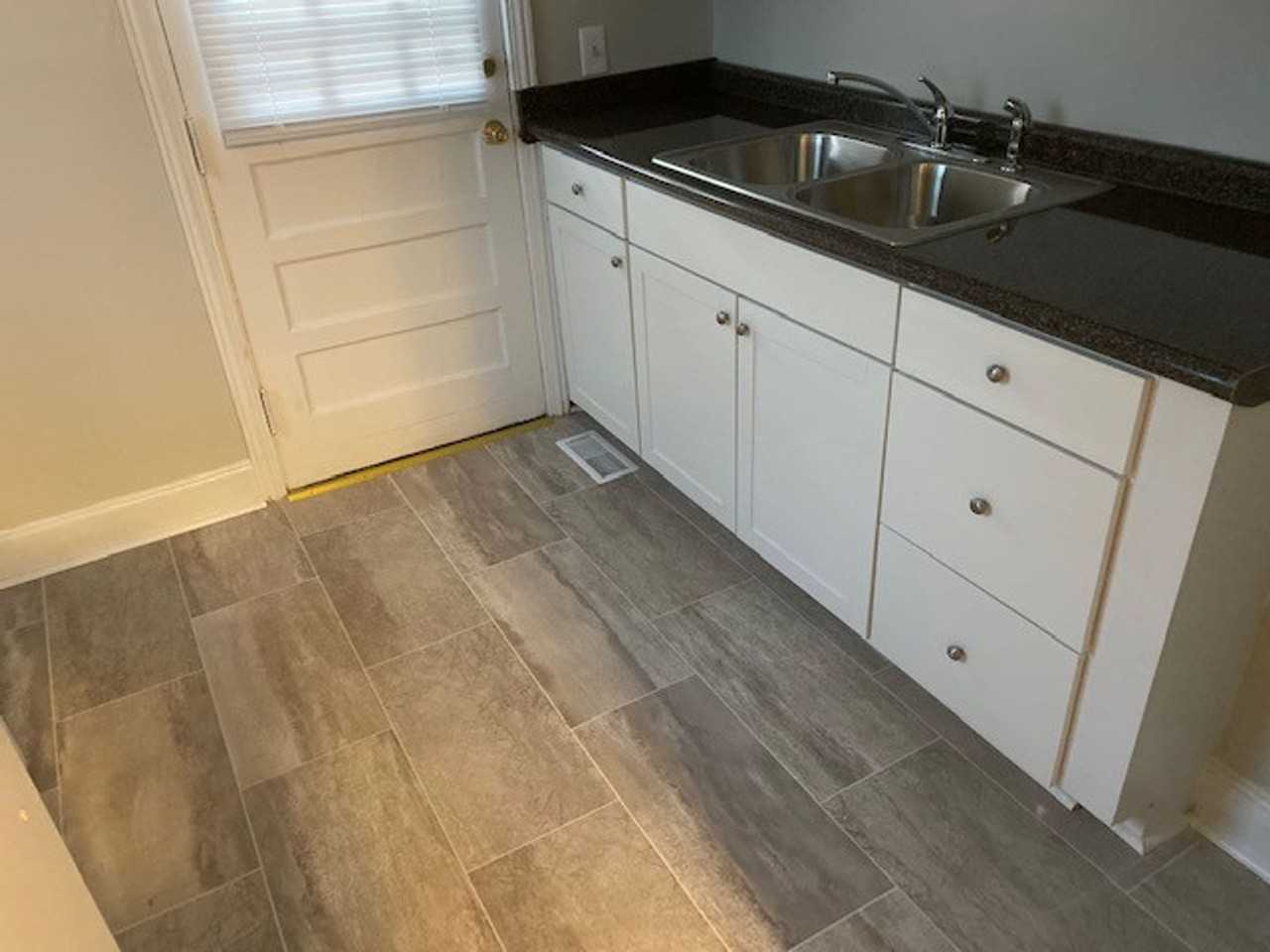 3808 Capers Ave - Photo 3 of 23