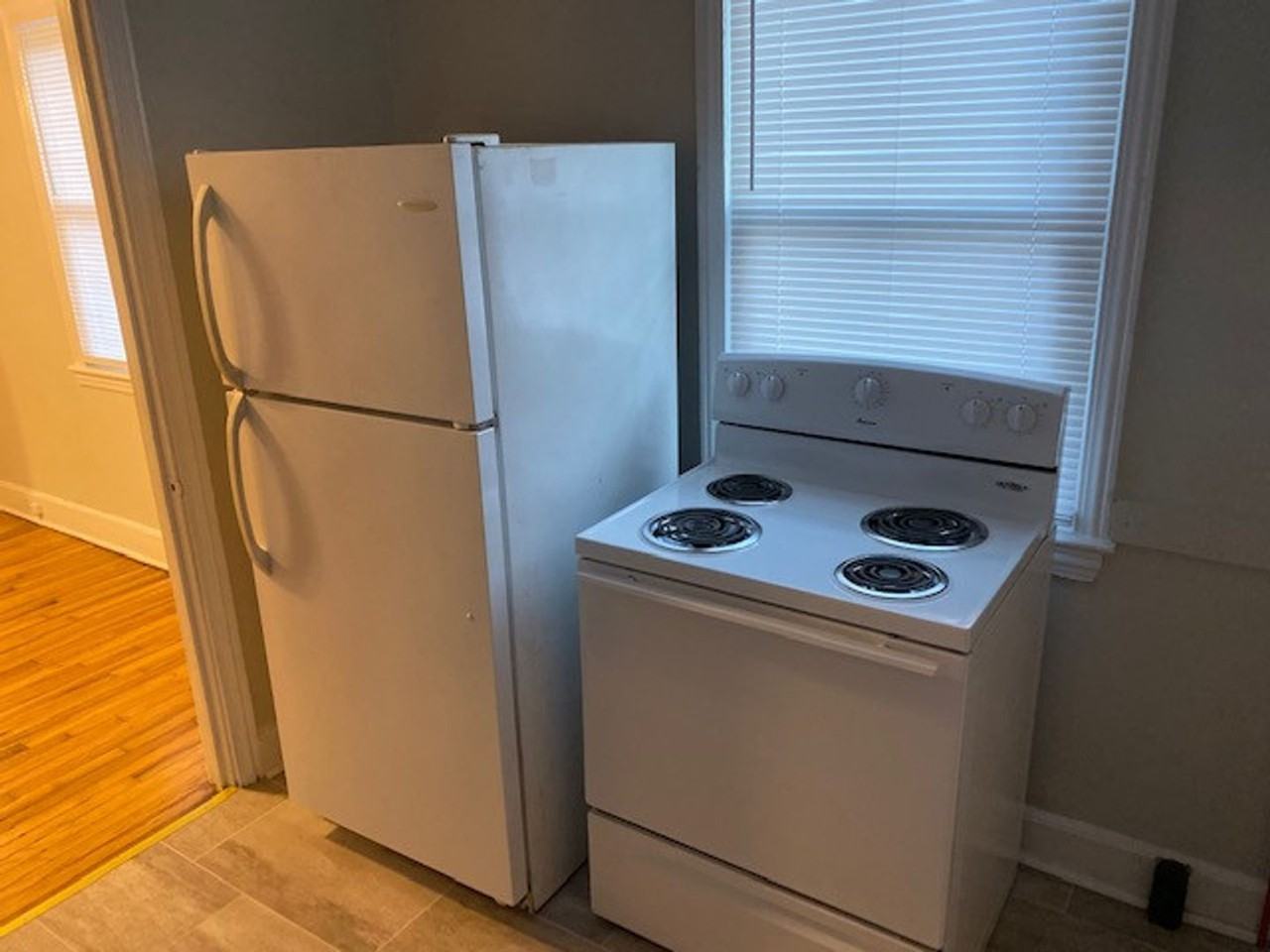 3808 Capers Ave - Photo 4 of 23