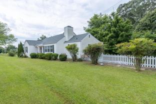 1119 Greenslake Rd - Photo 1 of 1