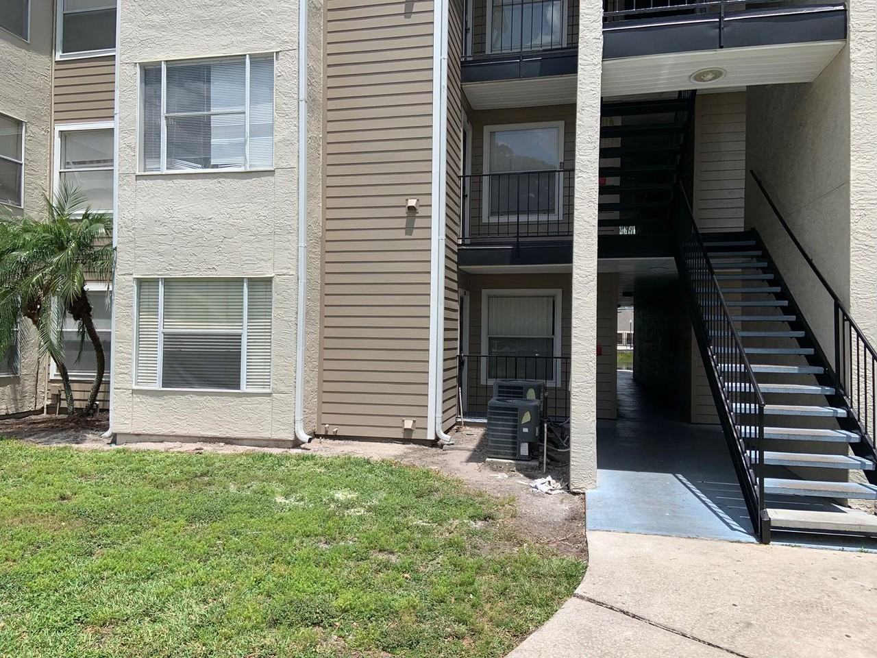 4752 Walden Cir - Photo 2 of 16