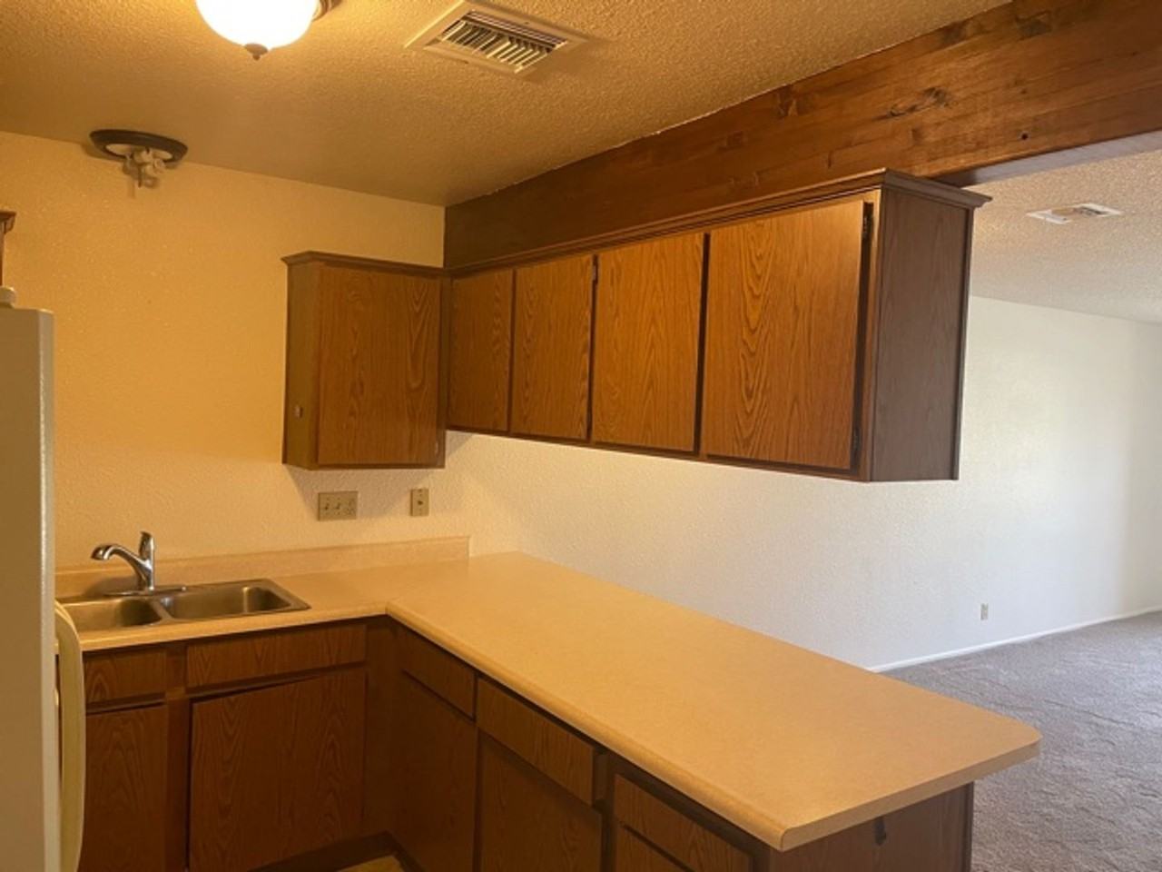 1910 Swanson Ave - Photo 2 of 16