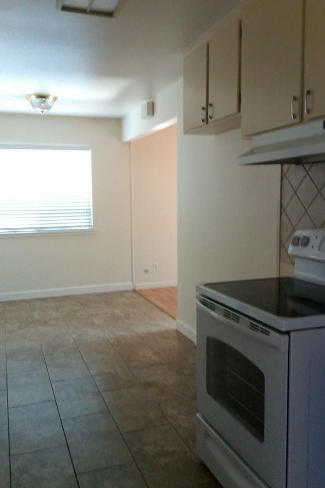 4442 N Manila Ave - Photo 2 of 12