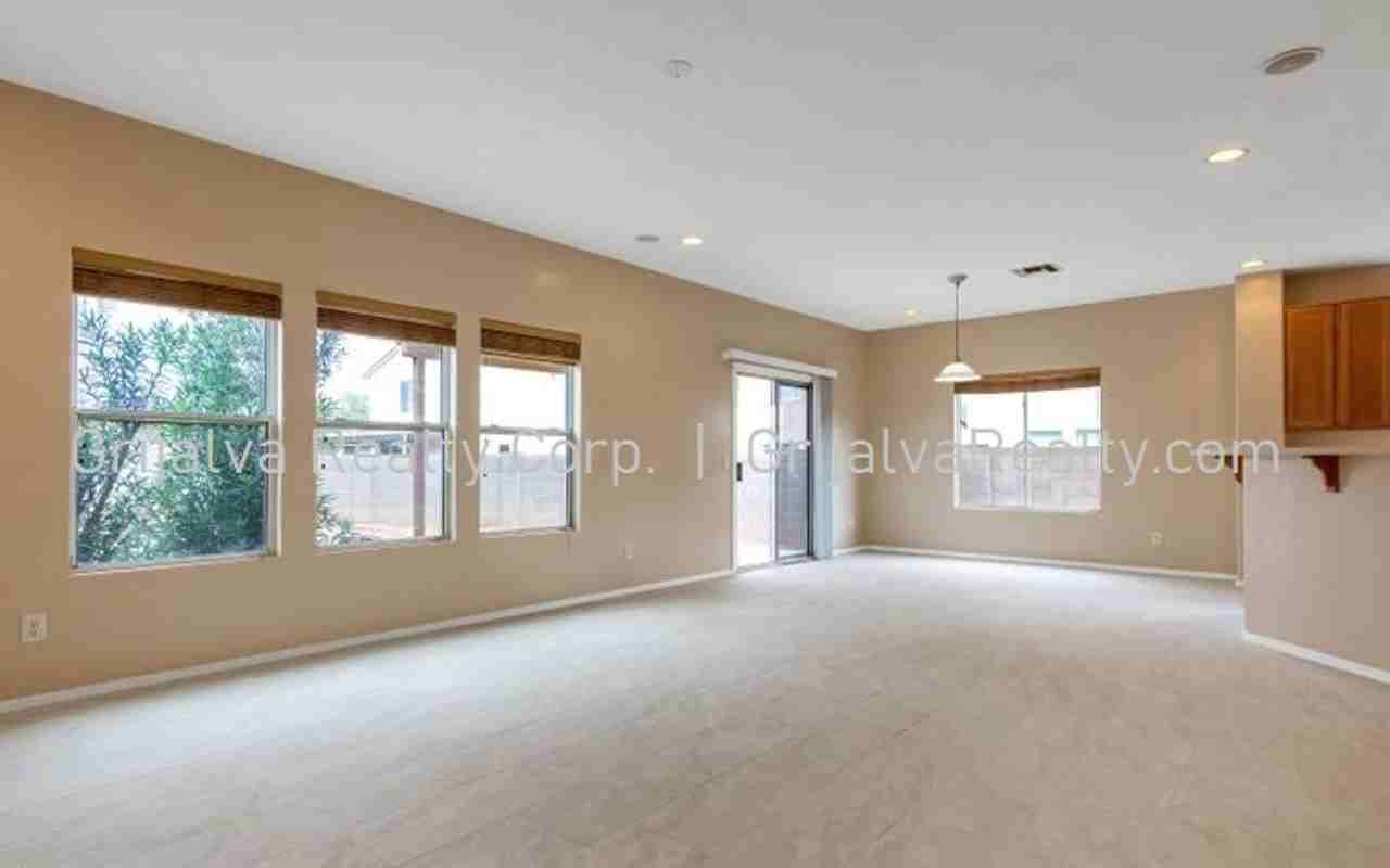548 W Tiger Shark Rd - Photo 7 of 18