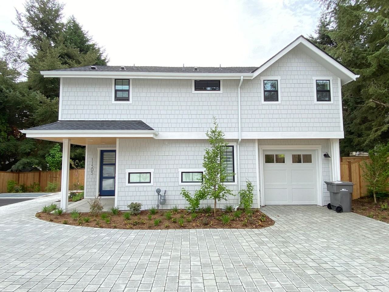 11505 112th Ct Ne - Photo 2 of 21