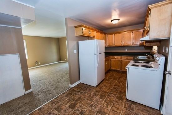4300 49th Ave N - Photo 3 of 14