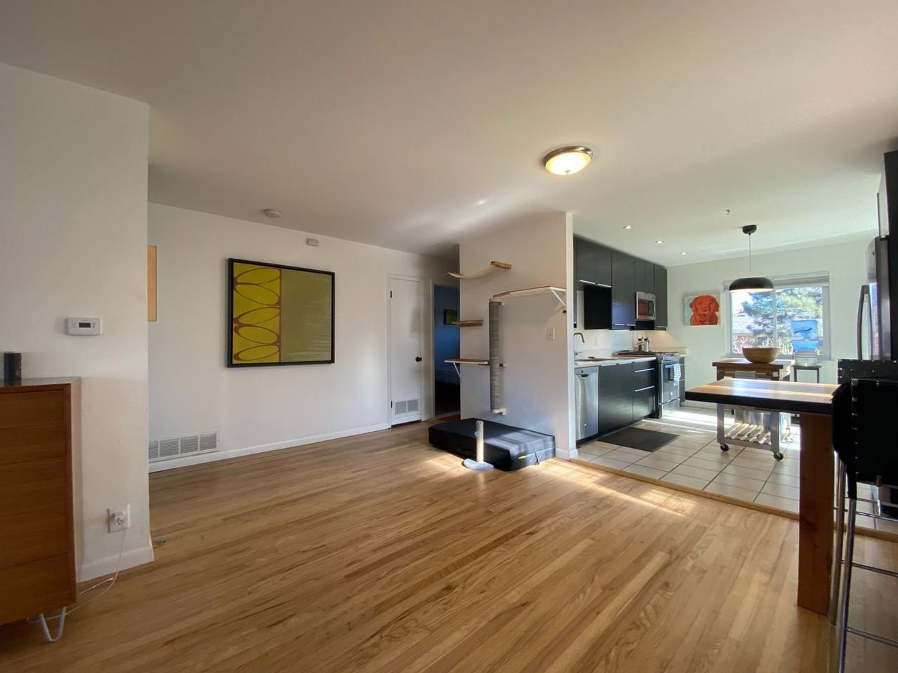 790 31st St - Photo 4 of 24