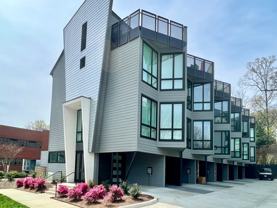 1070 Kenilworth Ave - Photo 1 of 1