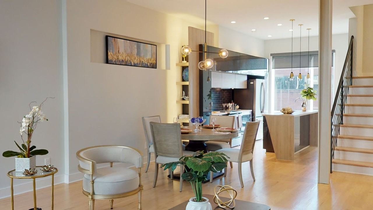 1070 Kenilworth Ave - Photo 7 of 50